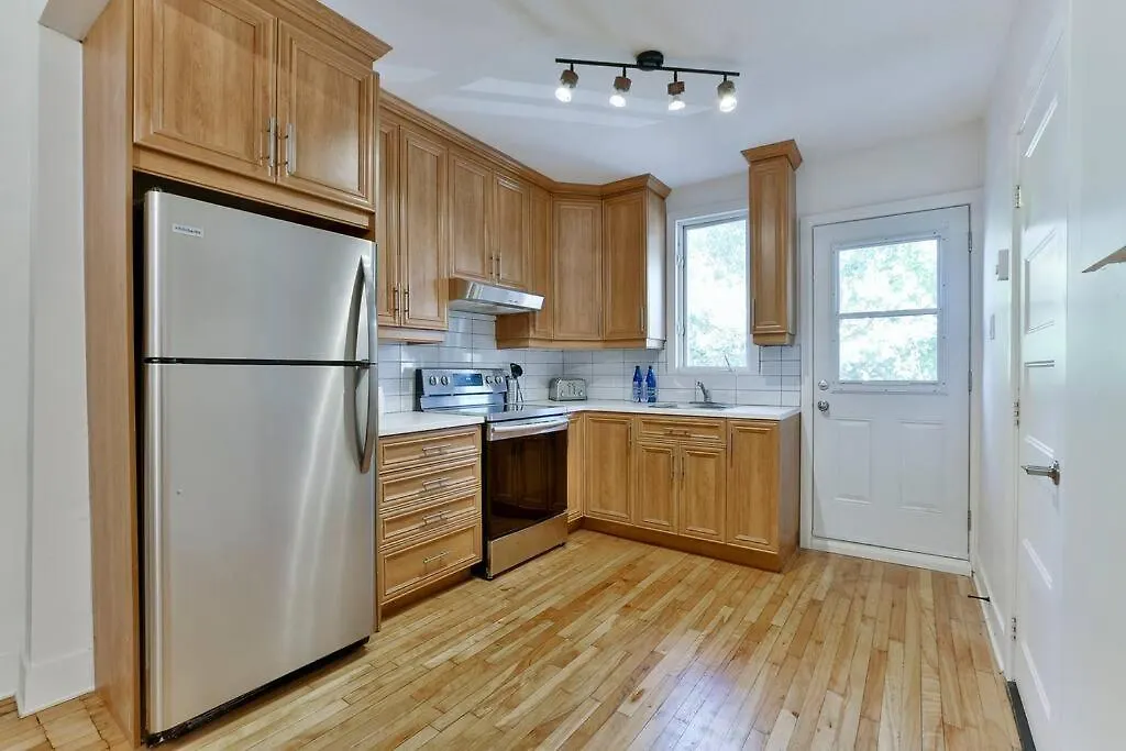 Lovely 1Br Only 5Mins From Laurier Metro Montreal Canada