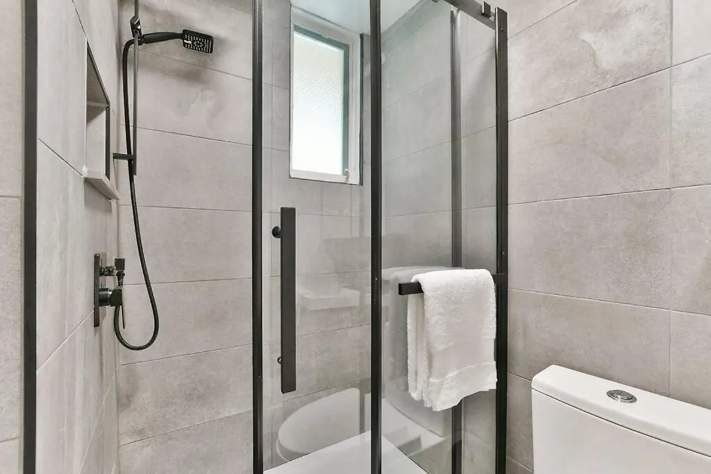 Lovely 1Br Only 5Mins From Laurier Metro Montreal